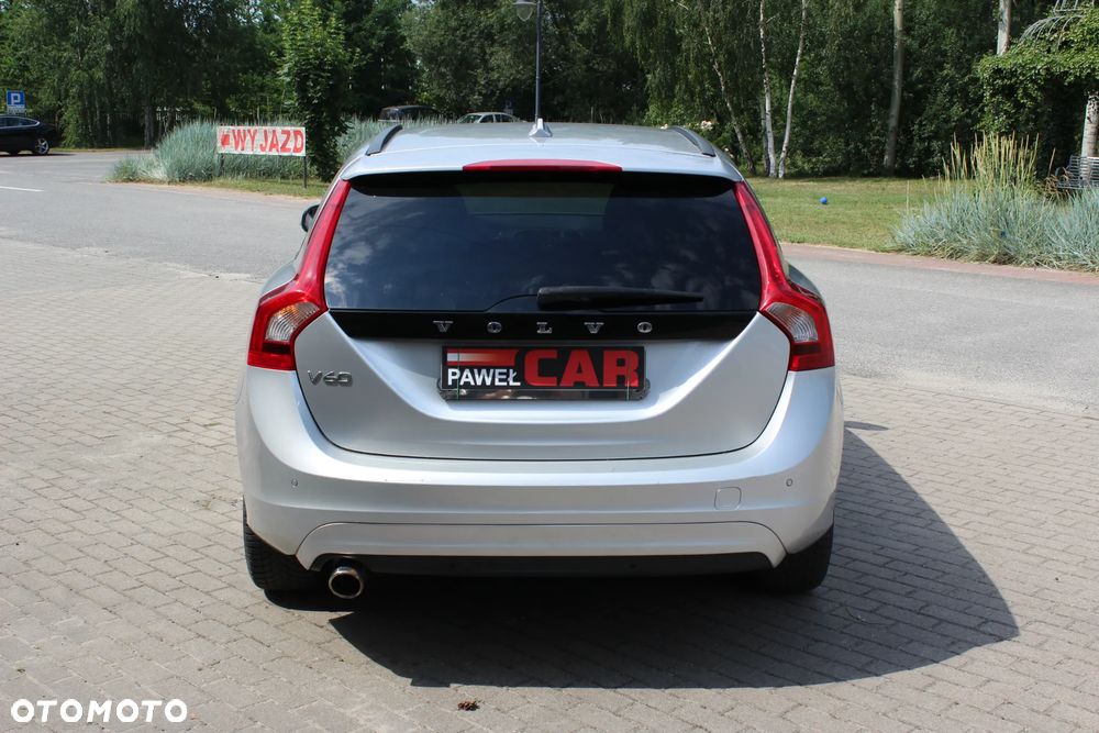 Volvo V60 D2 - 8