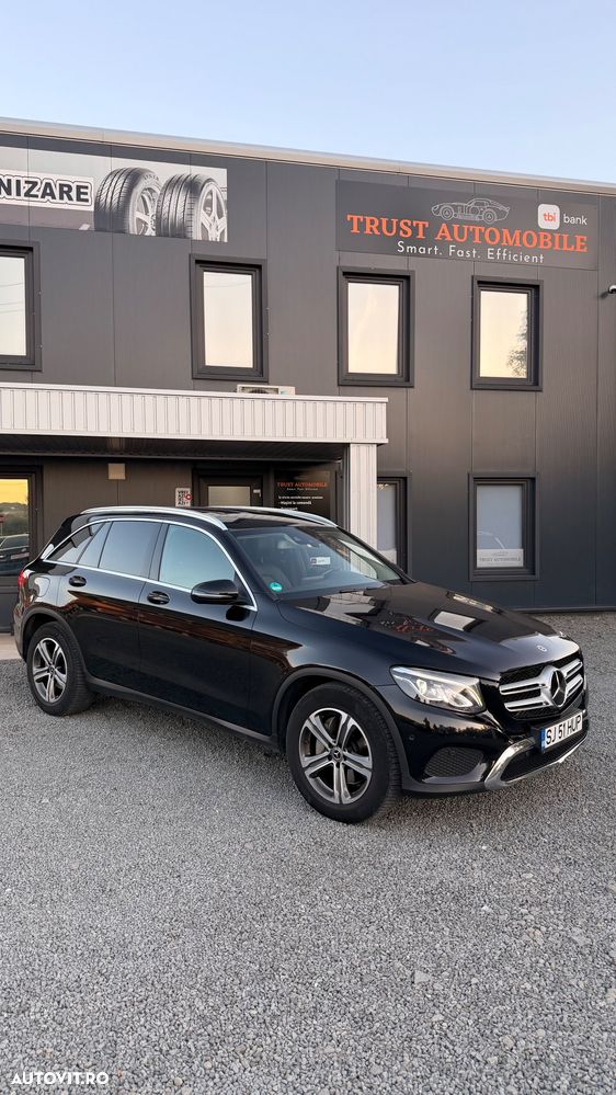 Mercedes-Benz GLC - 1
