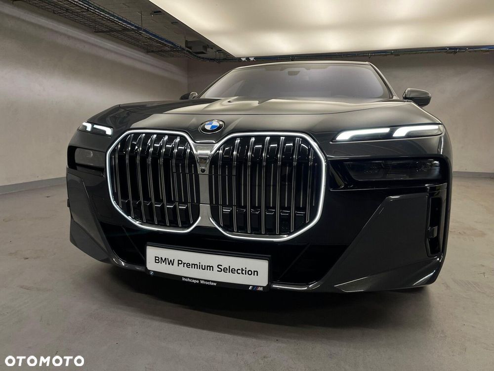 BMW Seria 7 - 13