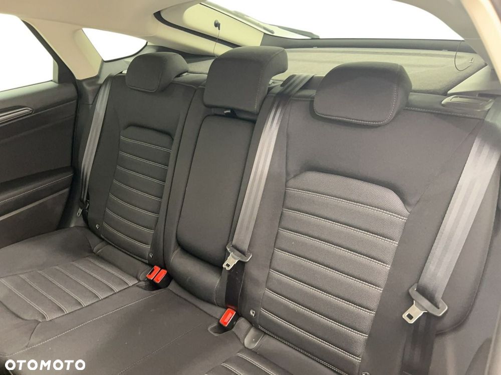 Ford Mondeo 2.0 EcoBlue Titanium - 12