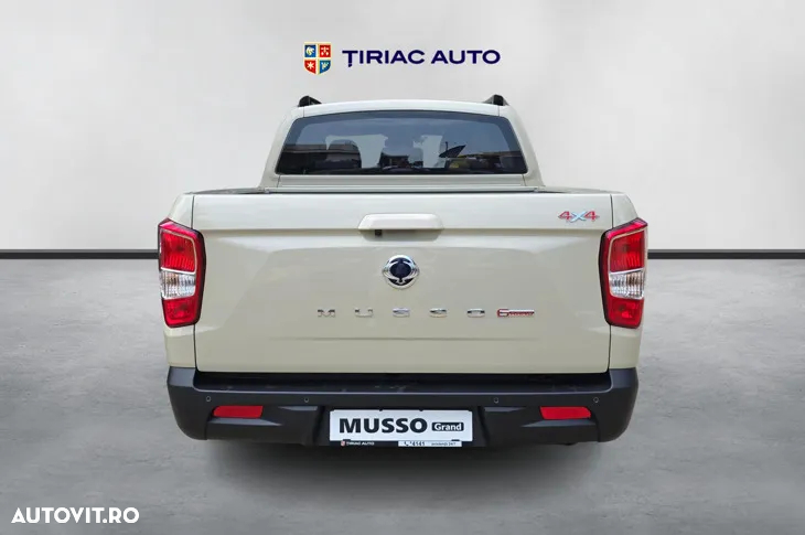 SsangYong MUSSO Grand 2.2 e-XDI 6AT Black Edition - 3