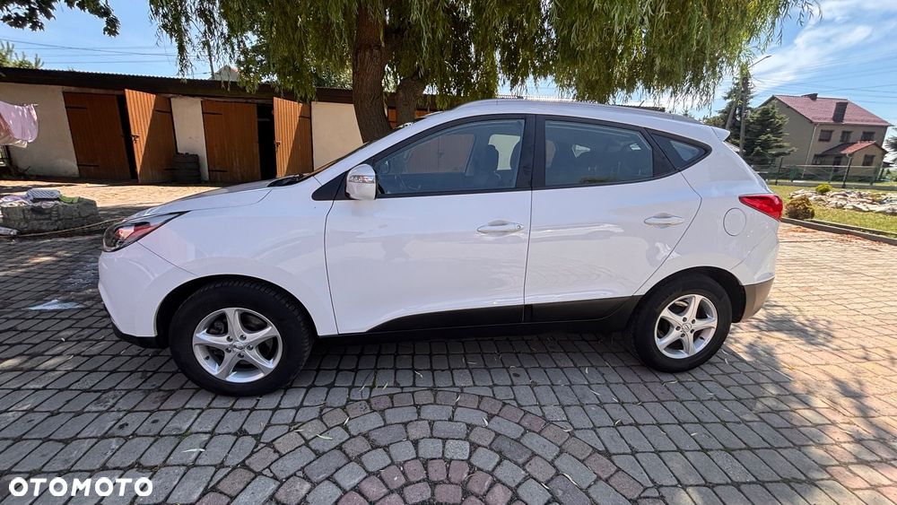 Hyundai ix35 2.0 CRDi 4WD Automatik Finale Silver - 25