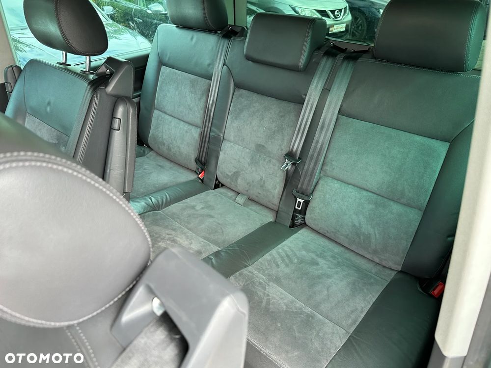 Volkswagen Multivan - 19