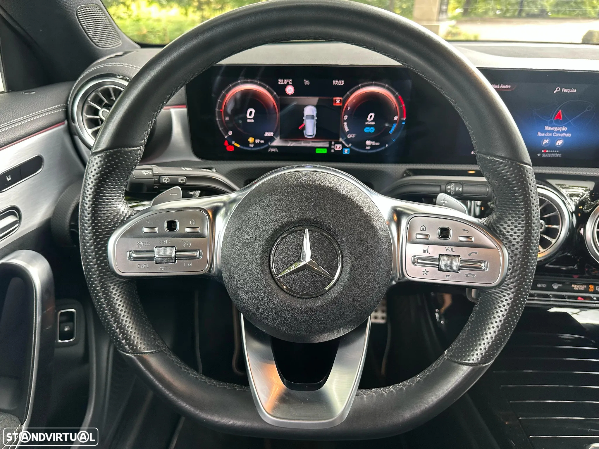 Mercedes-Benz CLA 250 e Shooting Brake AMG Line - 32
