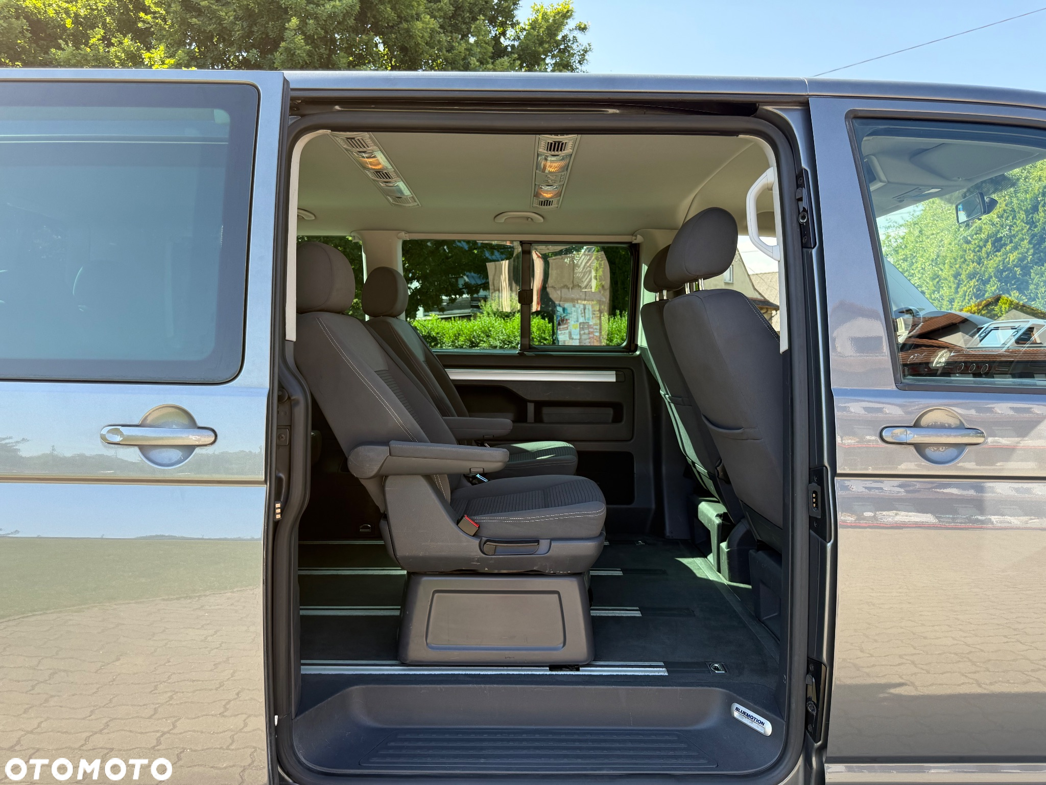 Volkswagen Multivan TDI L1 BlueMotion - 18