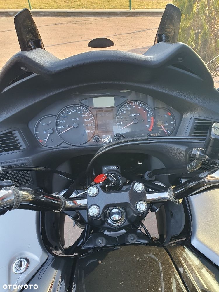 Honda Deauville - 14