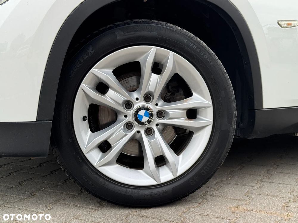 BMW X1 sDrive18d - 11