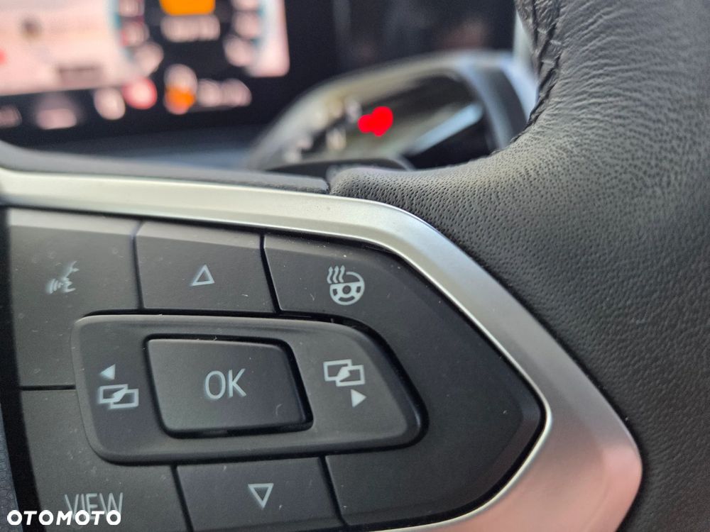 Volkswagen Tiguan - 16