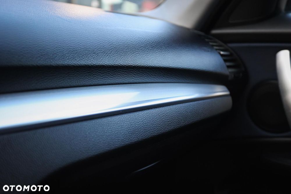 BMW Seria 1 118d - 34