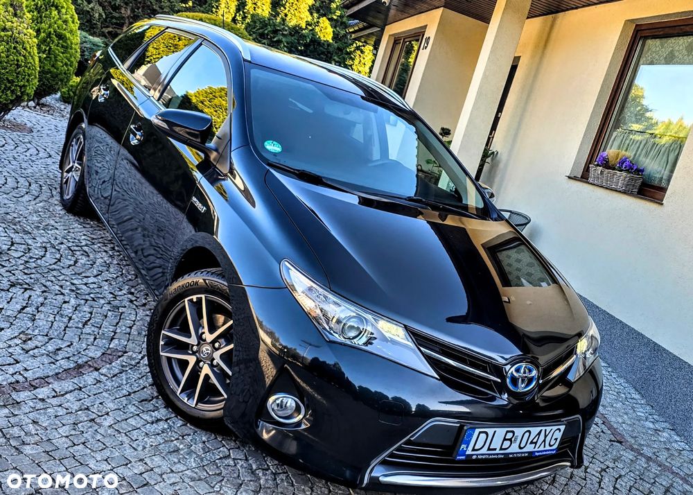 Toyota Auris 1.8 HSD Prestige - 29