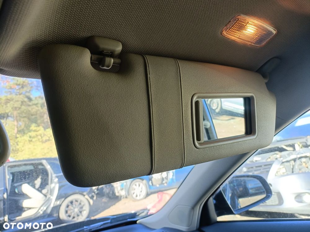 AUDI A3 II 8P 04-13 2007 r. SPORTBACK daszek prawy osłona przeciwsłoneczna prawa  * - 1