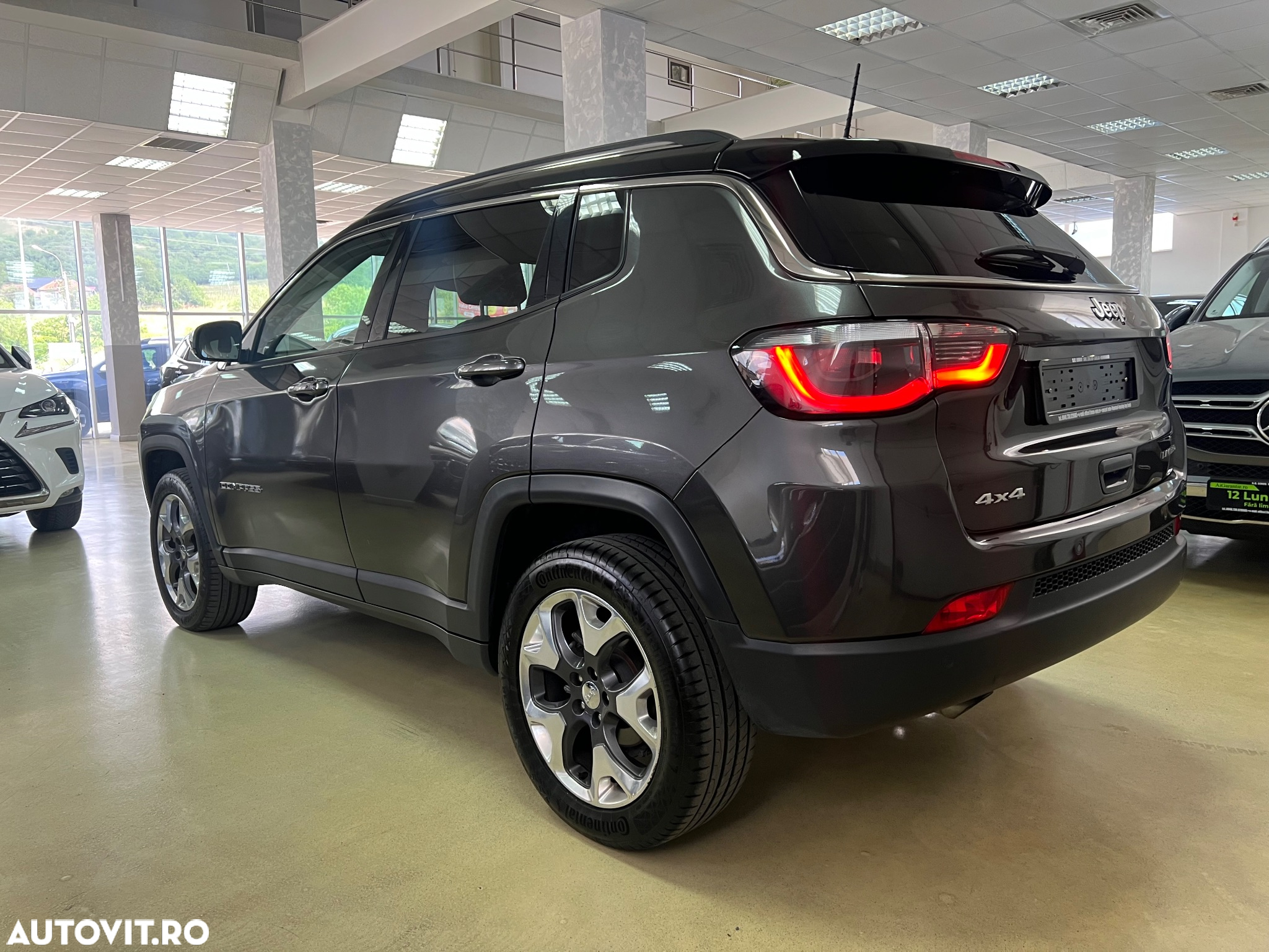 Jeep Compass 2.0 M-Jet 4x4 AT Limited - 11