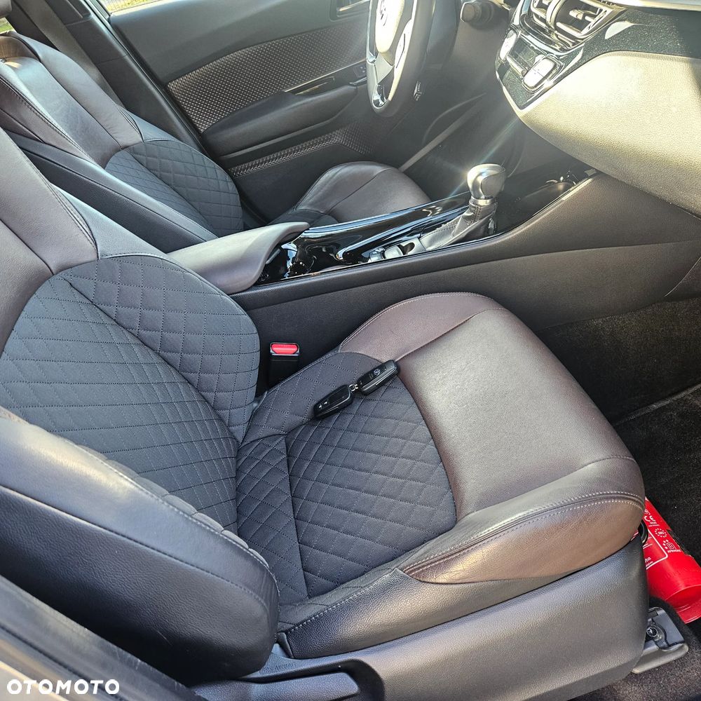 Toyota C-HR 1.8 Hybrid Prestige - 13
