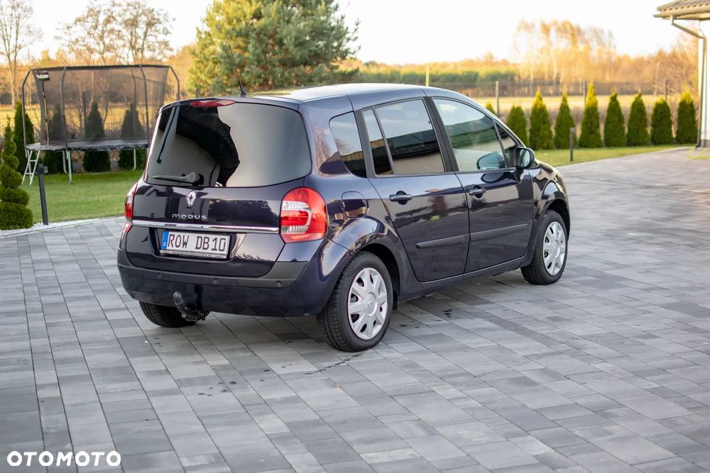 Renault Modus - 16