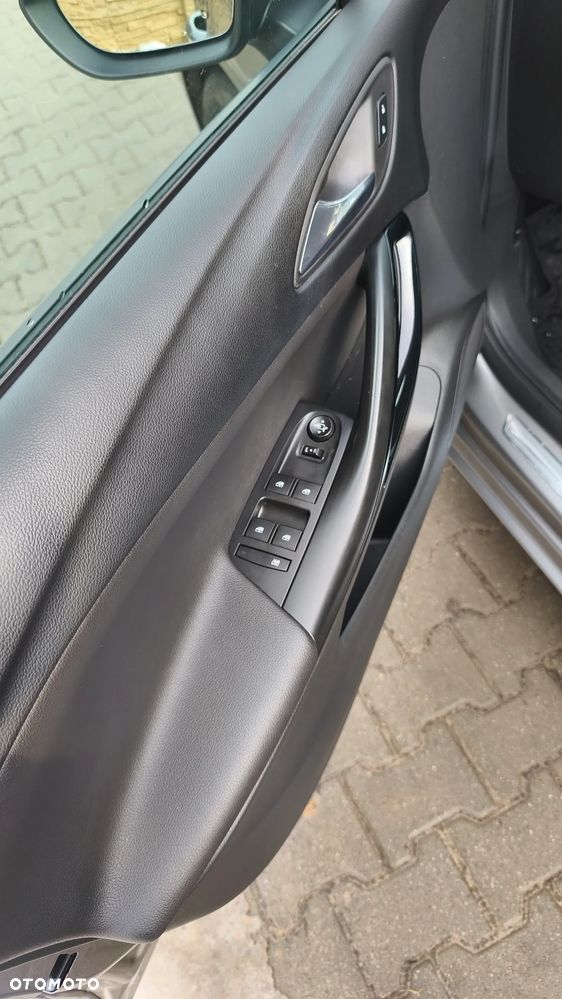 Opel Astra 1.6 D (CDTI) Start/Stop Innovation - 16