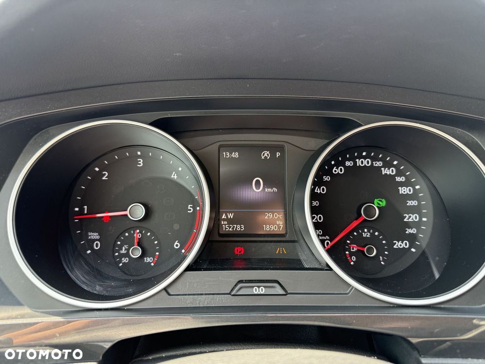 Volkswagen Tiguan - 12