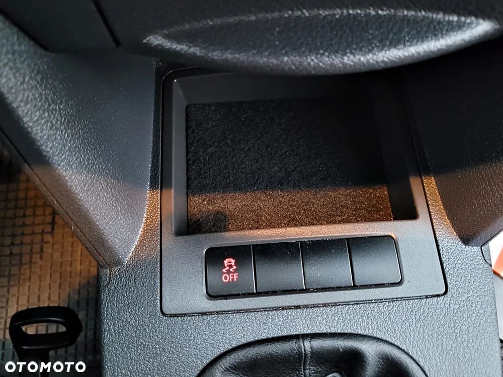 Volkswagen Caddy - 25