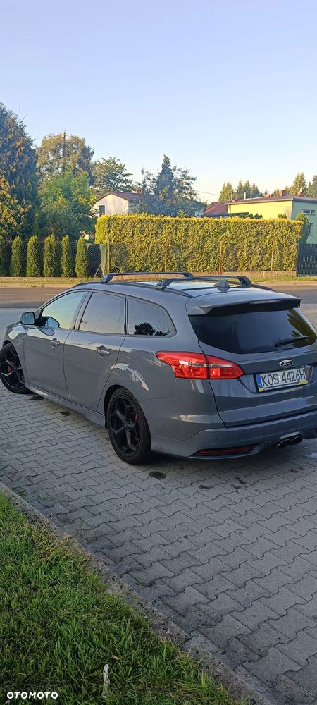 Ford Focus ST - 3