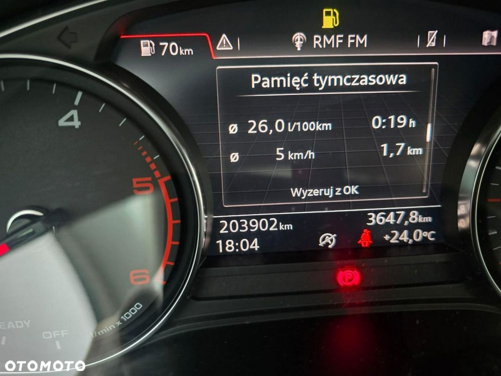 Audi A4 Limousine - 11