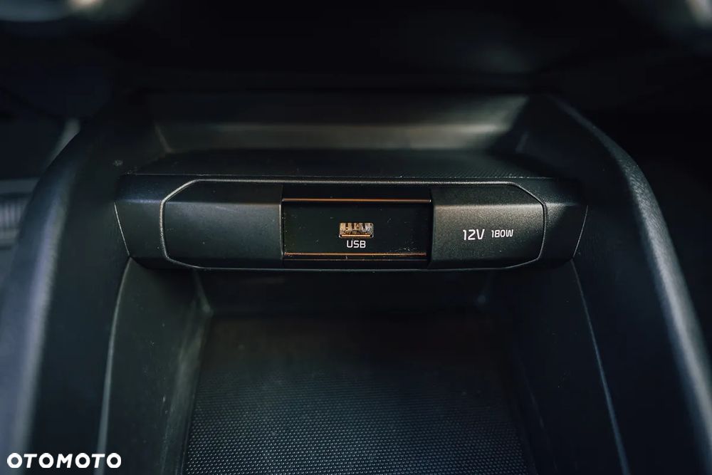 Kia Stonic 1.0 T-GDI OPF Mild Hybrid DCT7 Platinum - 20