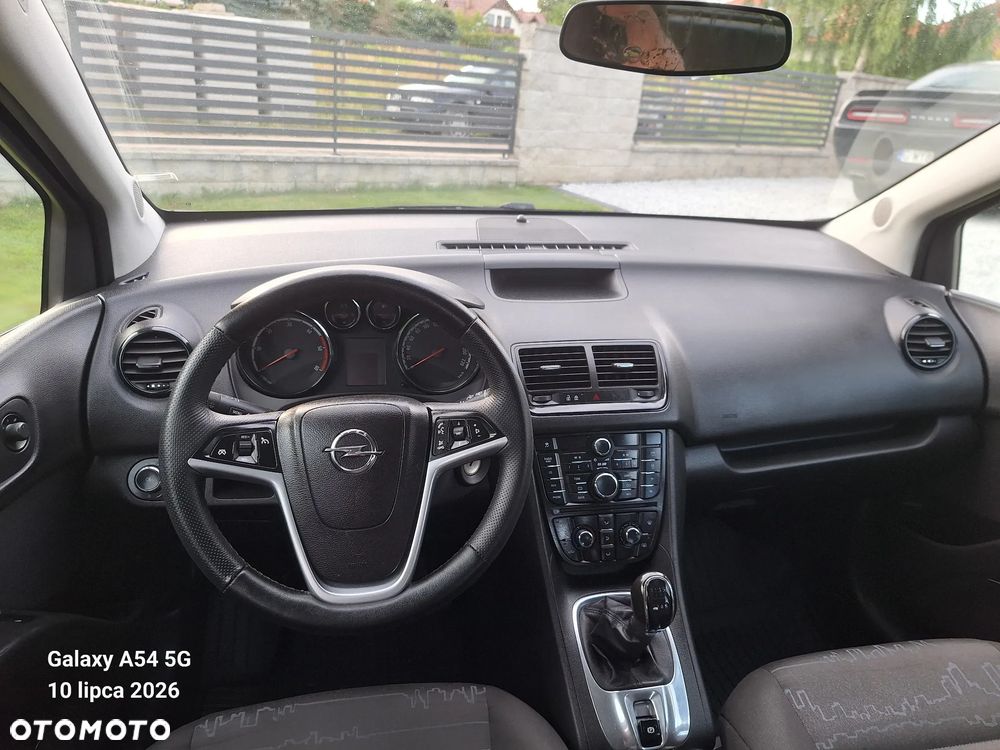 Opel Meriva - 23