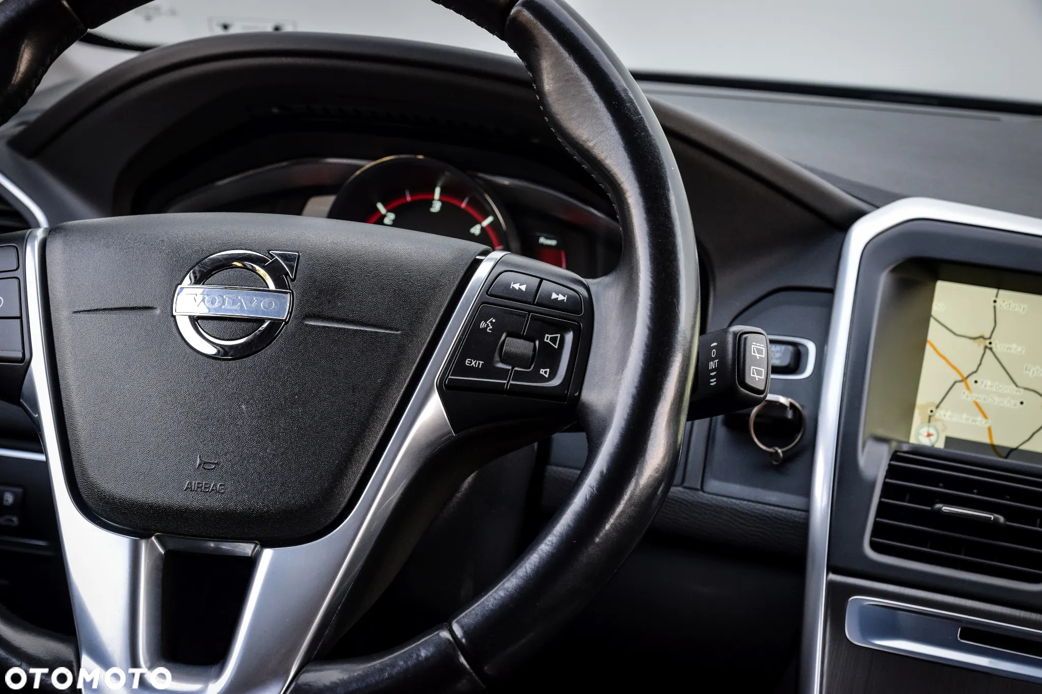 Volvo XC 60 D4 Geartronic Summum - 30
