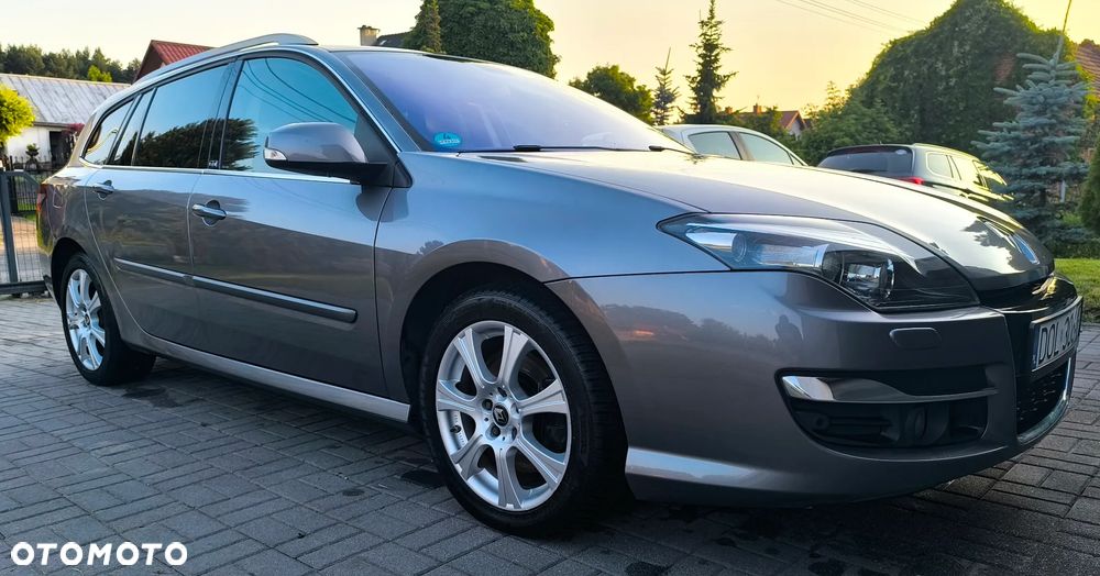 Renault Laguna 2.0 dCi Initiale - 4