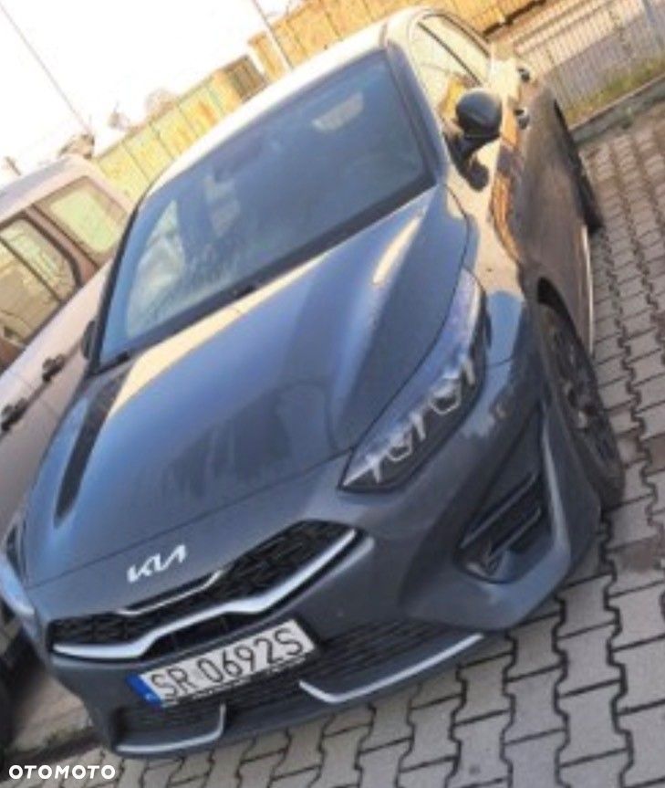 Kia ProCeed - 2
