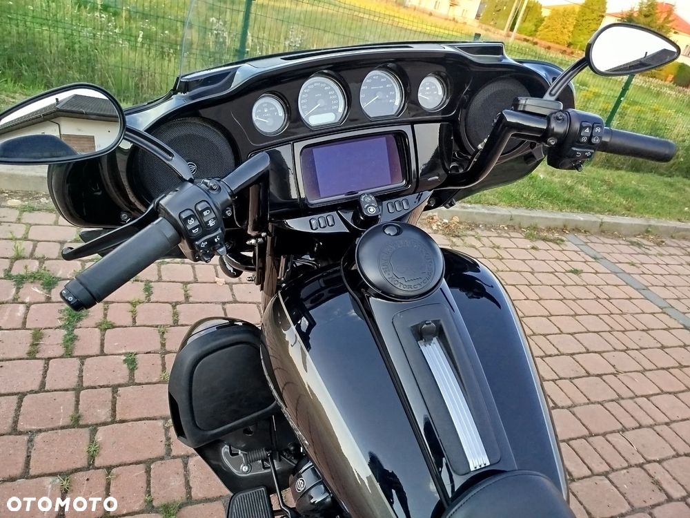 Harley-Davidson Touring Electra Glide - 12