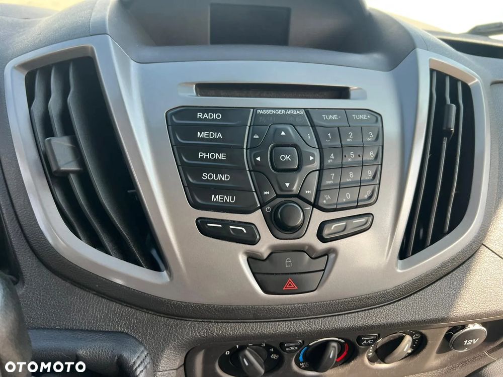 Ford Transit - 18