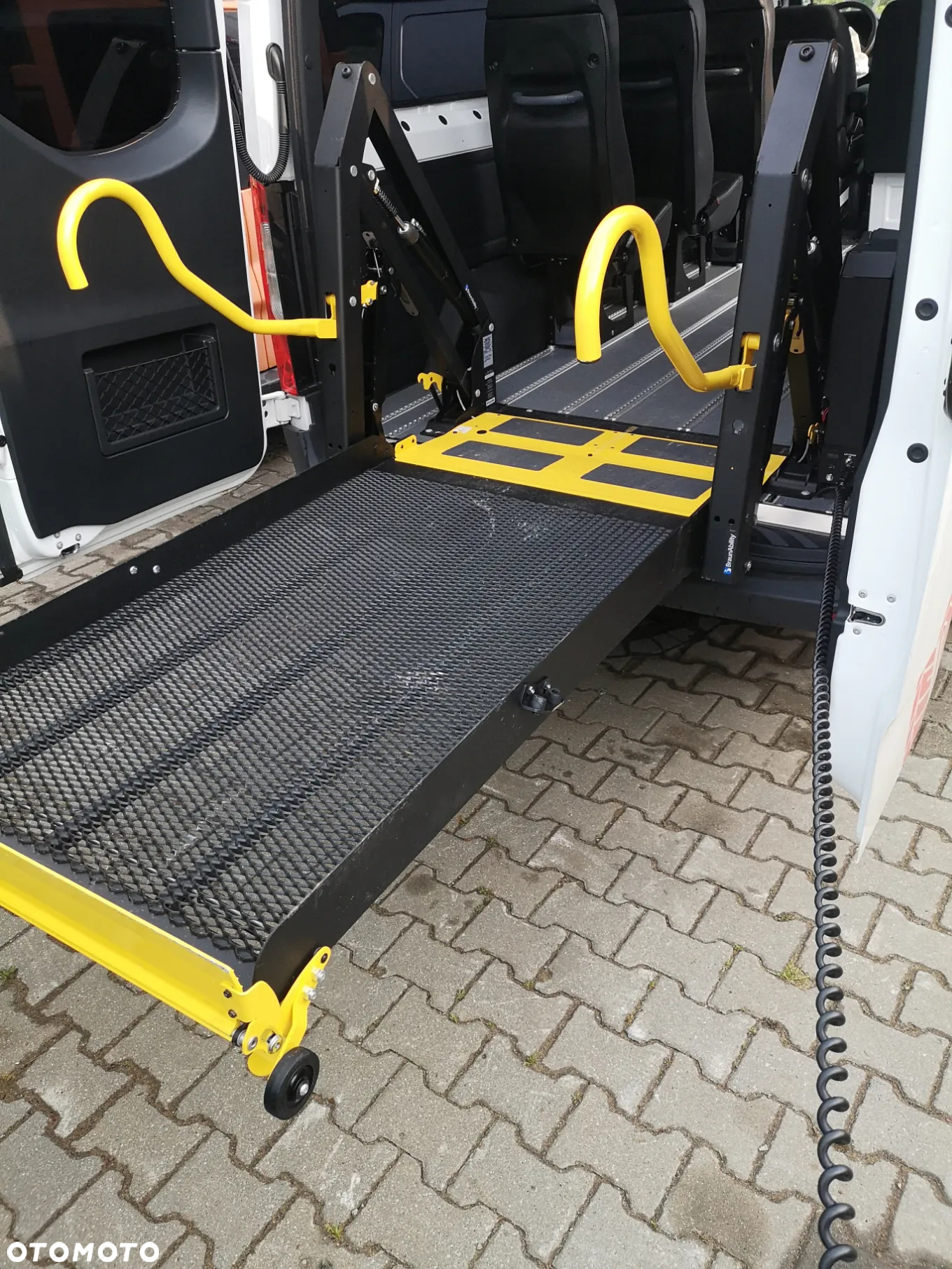 Mercedes-Benz Sprinter - 8