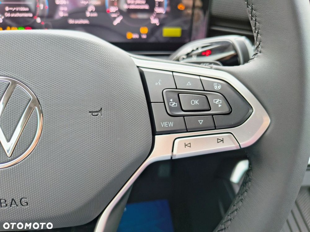 Volkswagen T-Roc - 23
