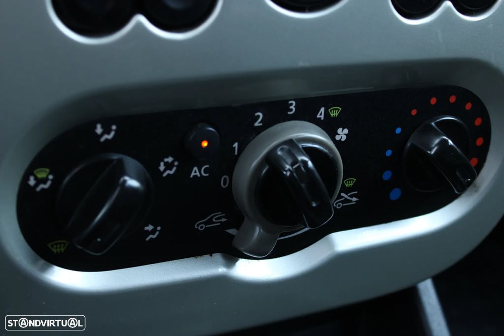 Dacia Logan MCV 1.5 dCi Confort 7L - 17