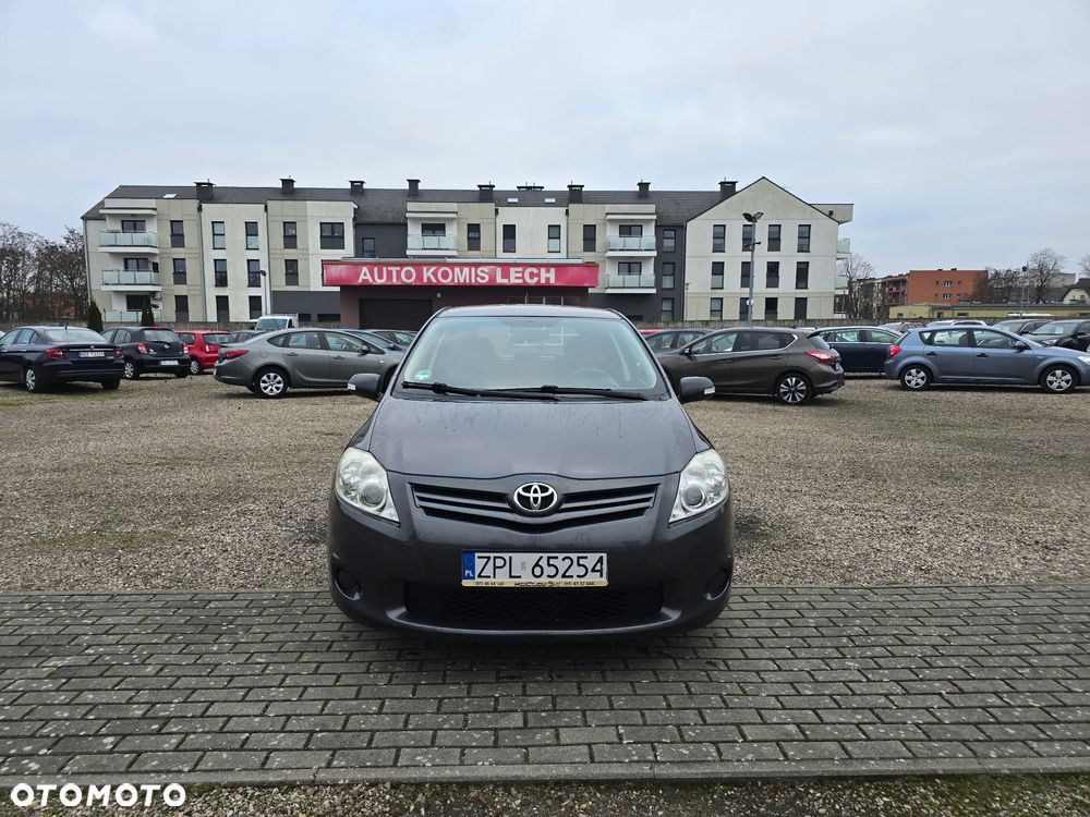 Toyota Auris 1.4 D-4D 2010 - 3