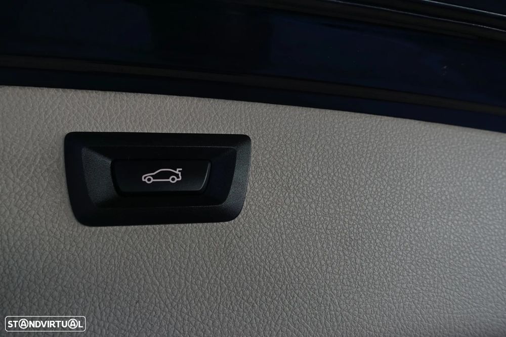 BMW 320 d Pack M - 52