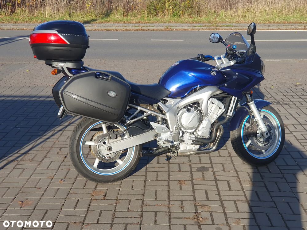 Yamaha FZ6 - 3