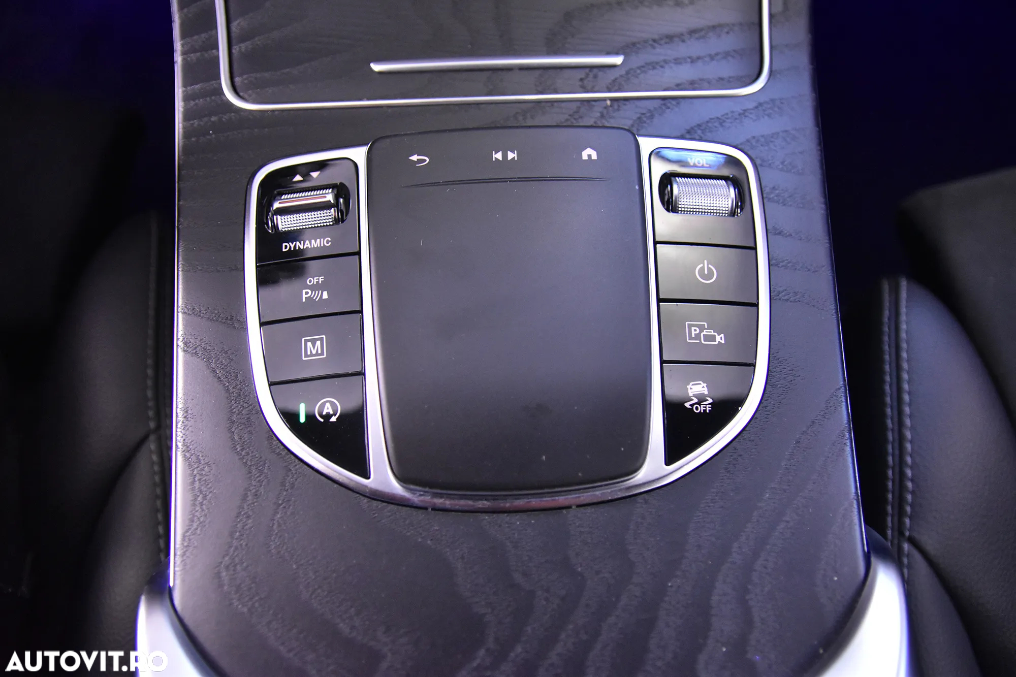 Mercedes-Benz GLC 300 d 4MATIC - 17