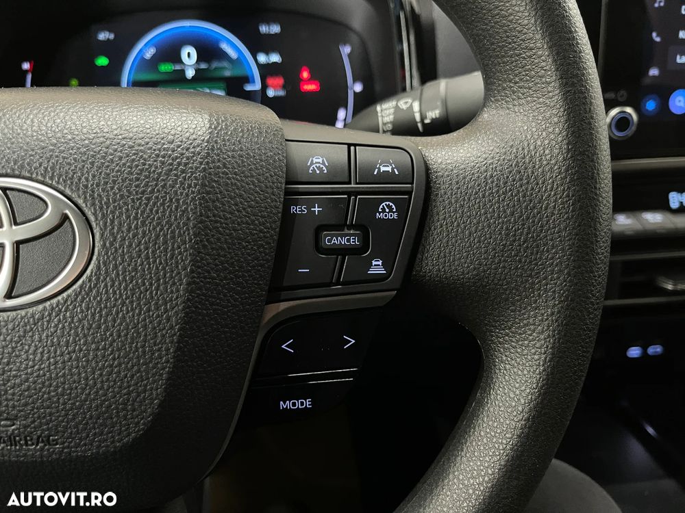 Toyota Camry 2.5 Business - 19