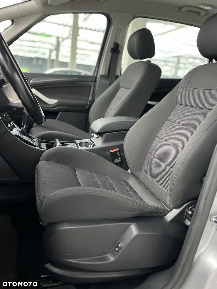 Ford S-Max 2.0 TDCi DPF Titanium - 19