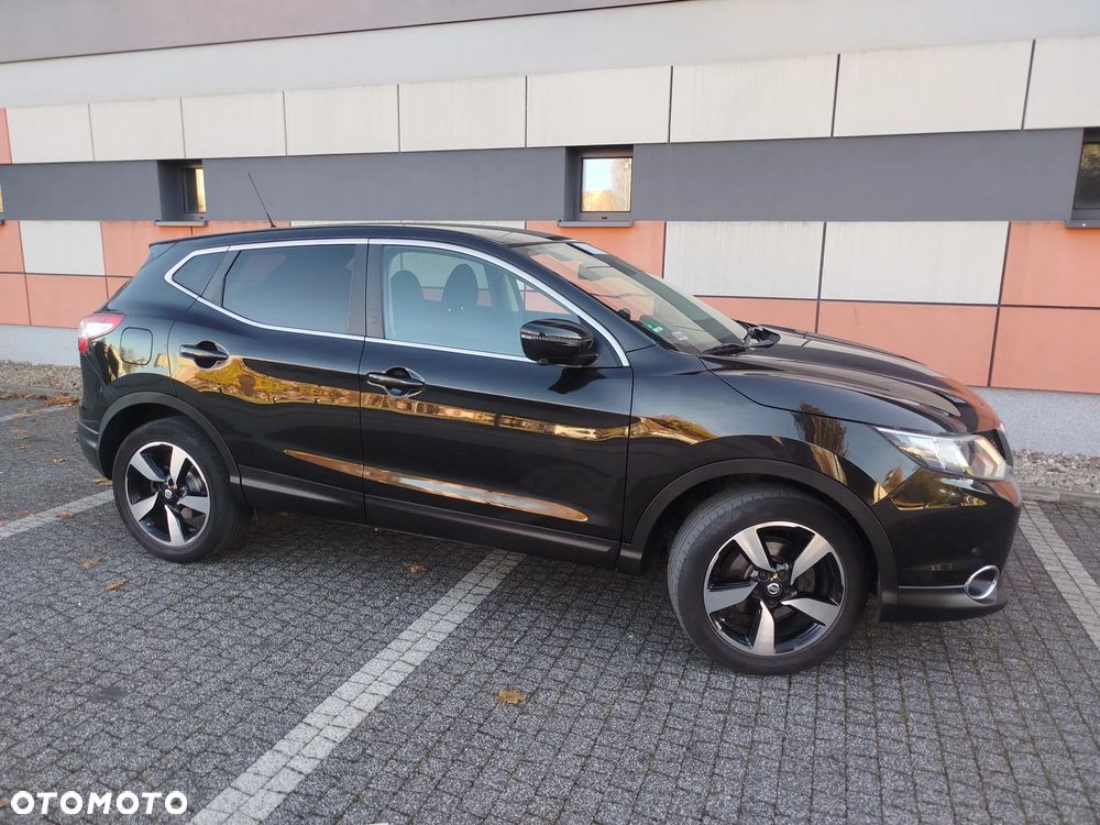Nissan Qashqai 1.2 DIG-T 360 - 2