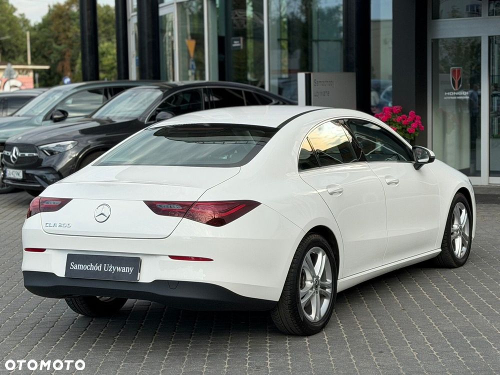 Mercedes-Benz CLA 200 Progressive 7G-DCT - 10
