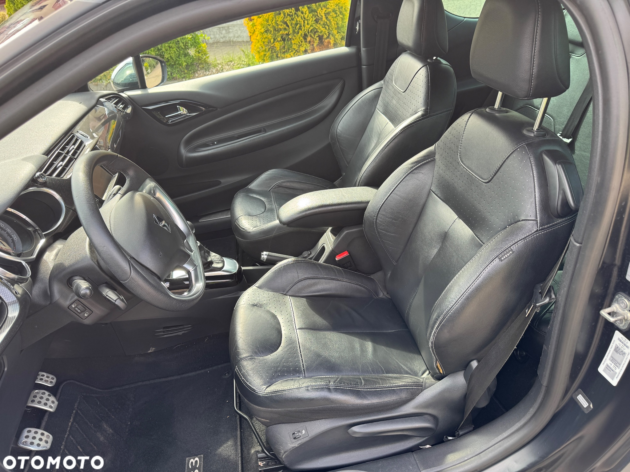 Citroën DS3 1.6 THP SportChic - 16