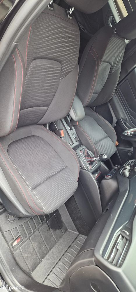 Ford Focus - 13