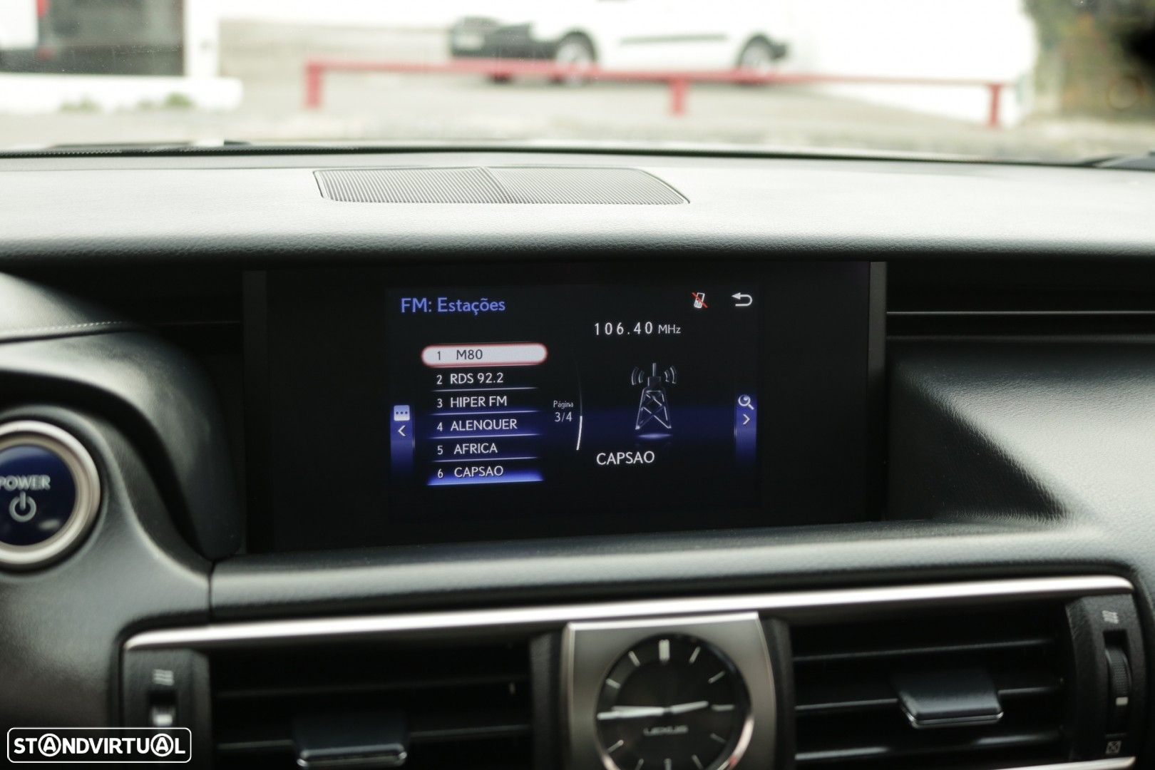 Lexus IS 300H Executive - 48
