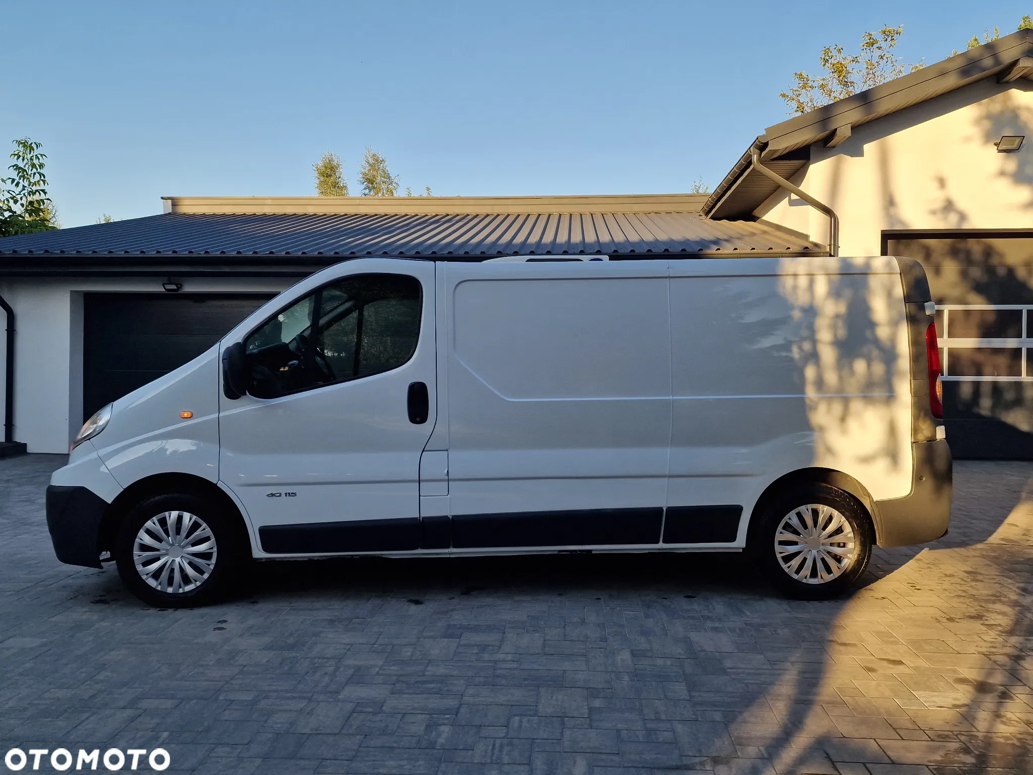 Renault Trafic - 32