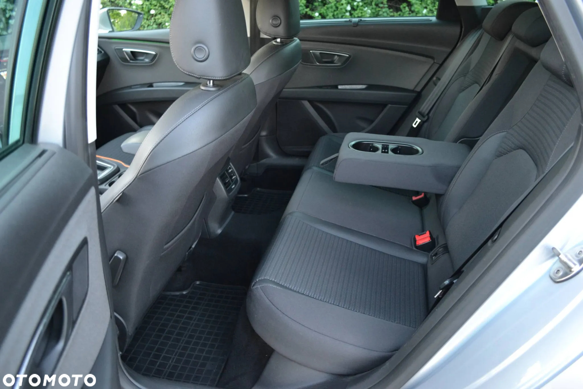 Seat Leon 2.0 TDI Xcellence S&S DSG - 14