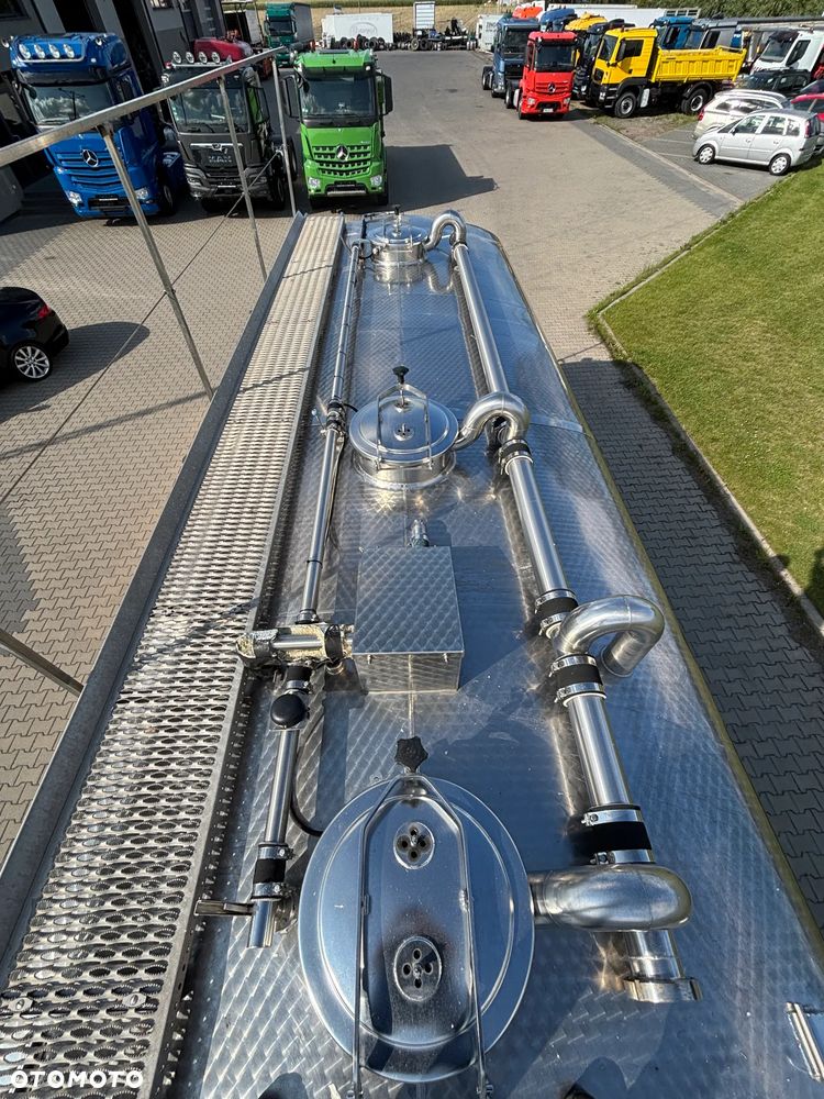 Scania P 410 6x2 ostatnia oś skrętna i podnoszona cysterna do odbioru mleka zabudowa MAGYAR - 24