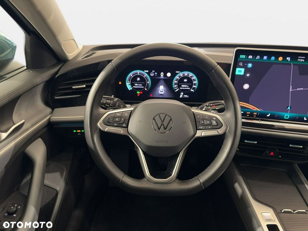 Volkswagen Passat Variant - 18