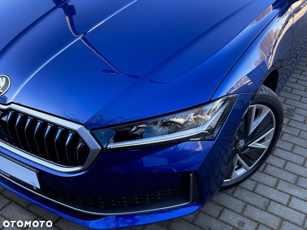 Skoda Superb 2.0 TDI SCR Selection DSG - 38