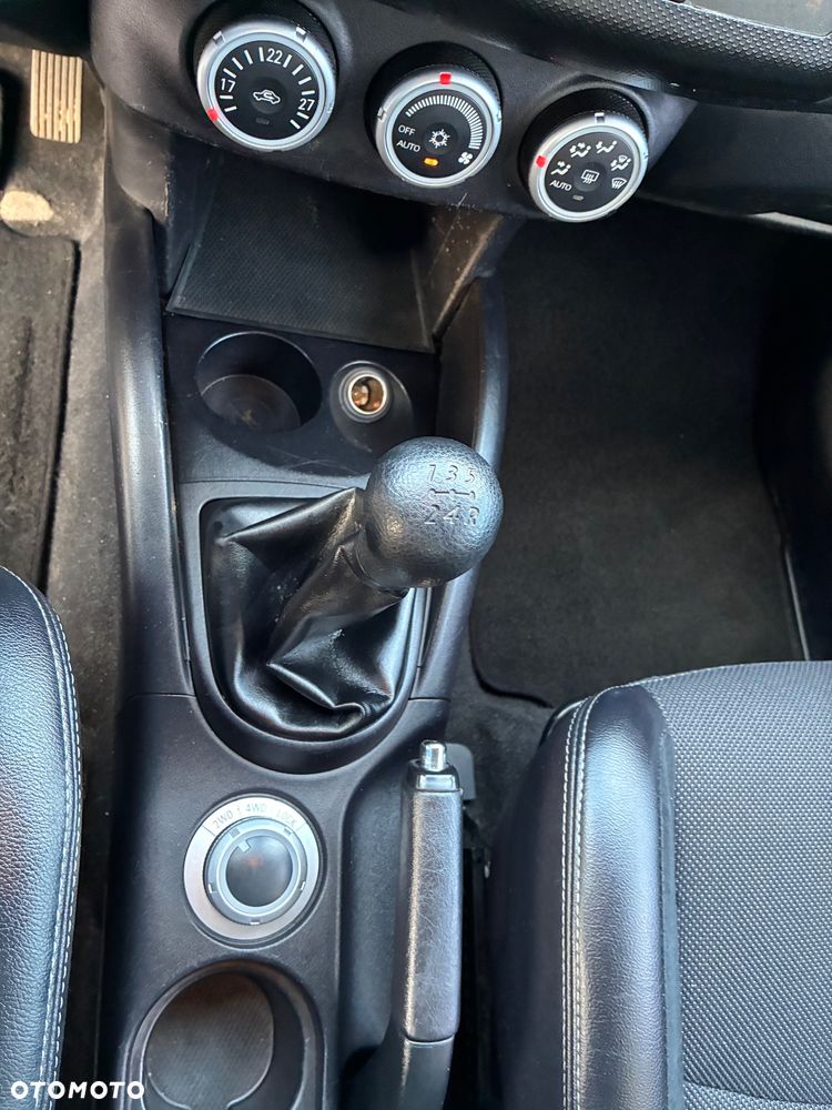 Citroën C-Crosser 2.4 Tendance - 13